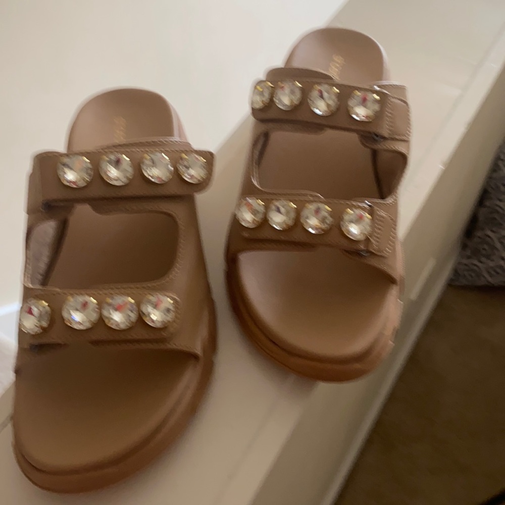 Lady shoes (New)